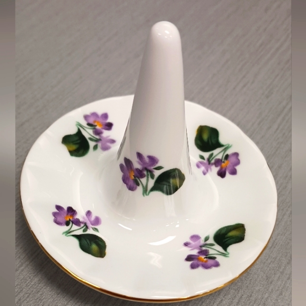 Radnor Bone China Floral Ring Holder made in England.